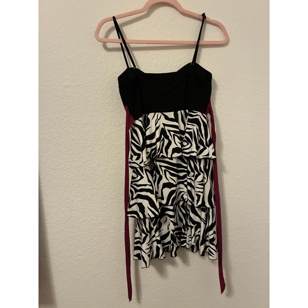 Speechless Zebra Print Ruffle Tiered Mini Dress Burgundy Sash Womens Small Black - Picture 2 of 6